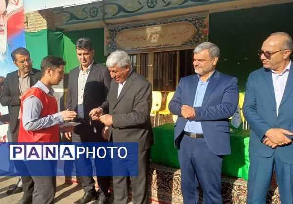 افتتاحیه المپیاد ورزشی درون مدرسه ای در دبیرستان سروش شاهد منطقه ۱۶