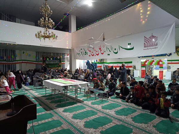 جشن پیروزی انقلاب در مسجد حضرت رسول اکرم(ص)