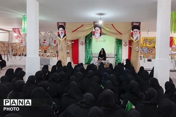 حضور امام جمعه پاکدشت در جمع دانش آموزان شاهد مرضیه