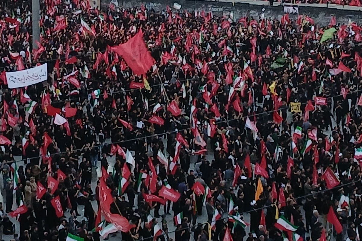 من خود به چشم خویشتن دیدم که جانم می رود ...