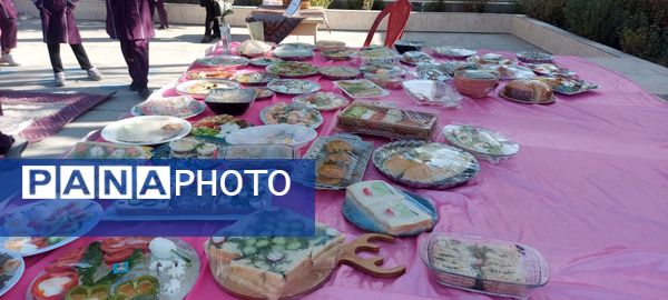 جشنواره غذای سالم و هفته دیابت در خاتم