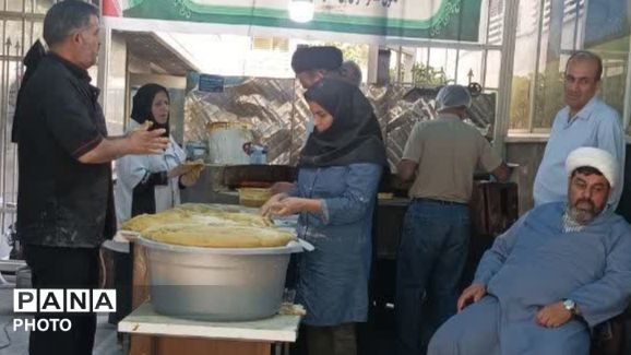 چراغ موکب‌ها در اجتماعات شبانه روشن است