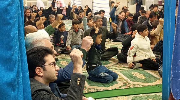 وقتی دانش‌آموزان میزبان جشن دهه فجر می‌شوند