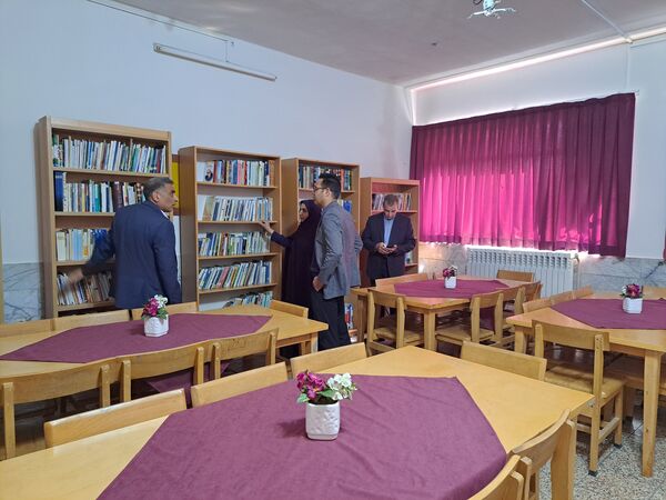 افتتاح کتابخانه دبیرستان علی افشار نژاد ناحیه ۶