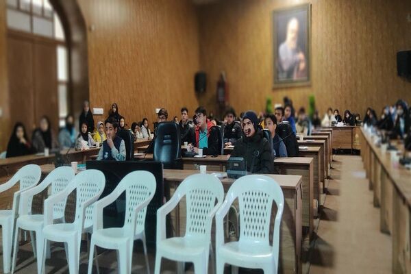 سومین جلسه همایش آموزش خبرنگاری ویژه دانش آموز خبرنگاران پانا مدارس نیشابور