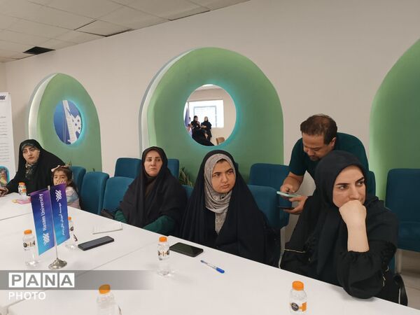 نشست خبری موسسه آموزش عالی رسام در کرج 