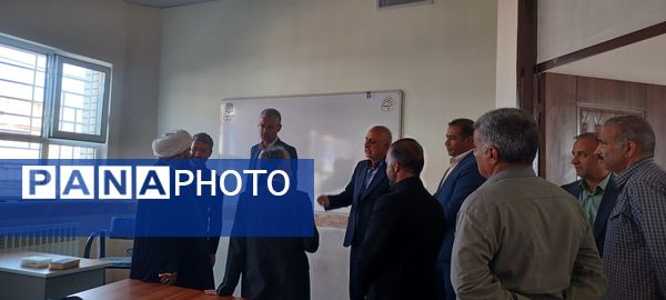 بازدید نماینده منطقه ترشیز کهن از مدارس خلیل آباد