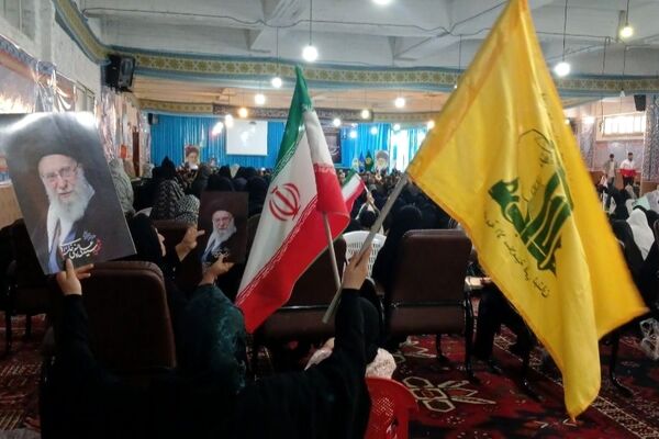 طنین دلنشین دعای مردم غیور فارسان 
