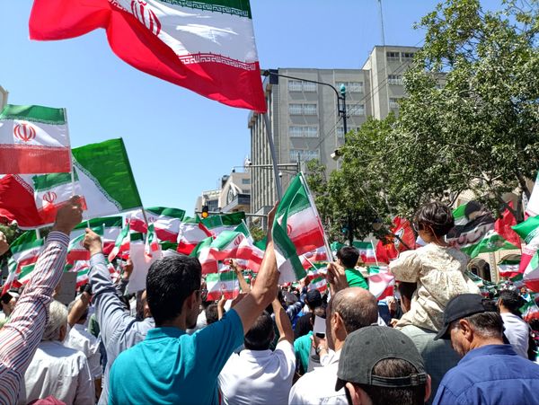 راهپیمایی جمعه خشم و نصر با حضور پرشور مشهد مقدس برگزار شد