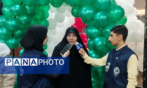 جشن «یاوران انقلاب» شهر تهران با محوریت همدلی، نشاط و نقش‌آفرینی دانش‌آموزان