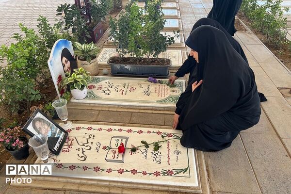 تجدید میثاق و بیعت با شهدای جنگ‌های تحمیلی