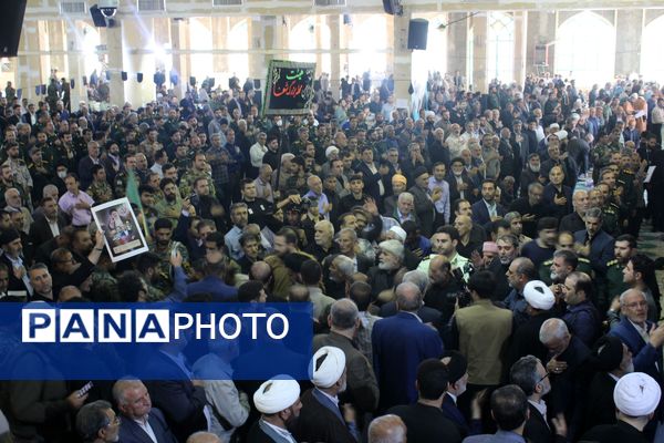 مراسم بزرگداشت شهادت سید‌الشهدا خدمت و شهدا همراه در خرم‌آباد