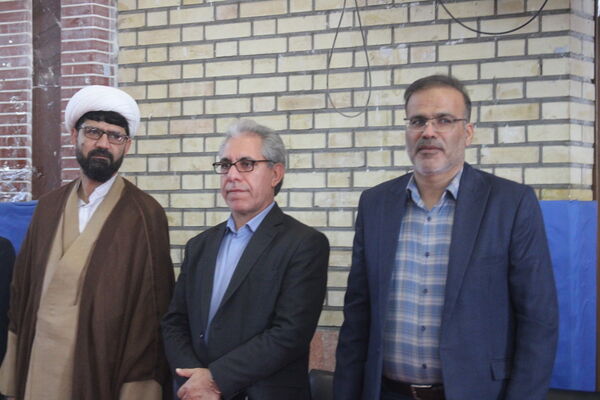 زنگ سپاس معلم در دبستان معینی بوشهر