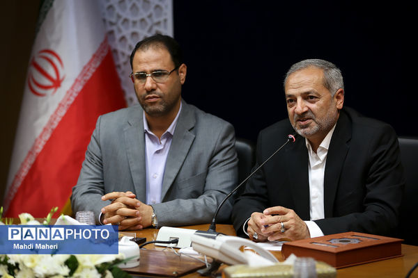 اولین نشست صمیمی وزیر آموزش و پرورش دولت چهاردهم با اعضای شورای معاونان