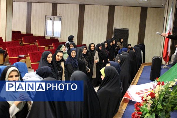 اولین جلسه کارگاه توانمندسازی مربیان پیشتاز کاردان سازمان دانش‌آموزی ناحیه ۴ کرج