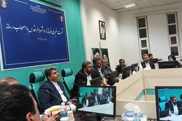 نشست خبری فرمانداری  شهرستان قدس با اصحاب رسانه در هفته دولت و خبرنگاری