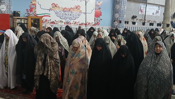 اقامه نماز جمعه همزمان با روز خبرنگار