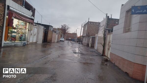 بارش باران بهاری در شهرستان نیشابور  