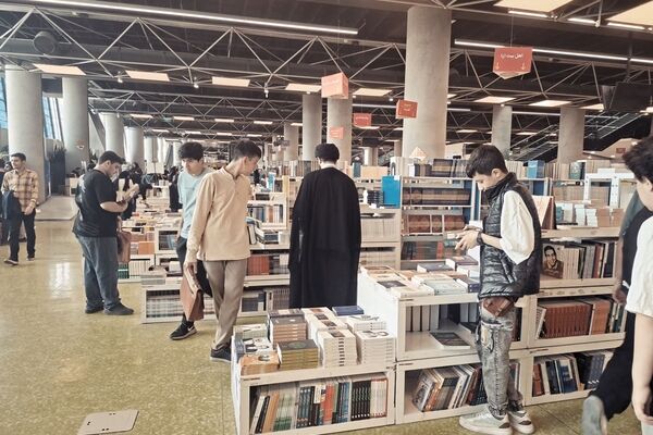 میثاق با آرمان‌ها در نمایشگاه کتاب ۱۴۰۵ با محوریت اندیشه‌های رهبر شهید