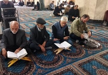محفل انس باقرآن به یاد شهید آیت الله خامنه ای در نیشابور