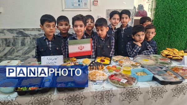 جشنواره غذای سالم در دبستان پسرانه فرهنگیان ۱