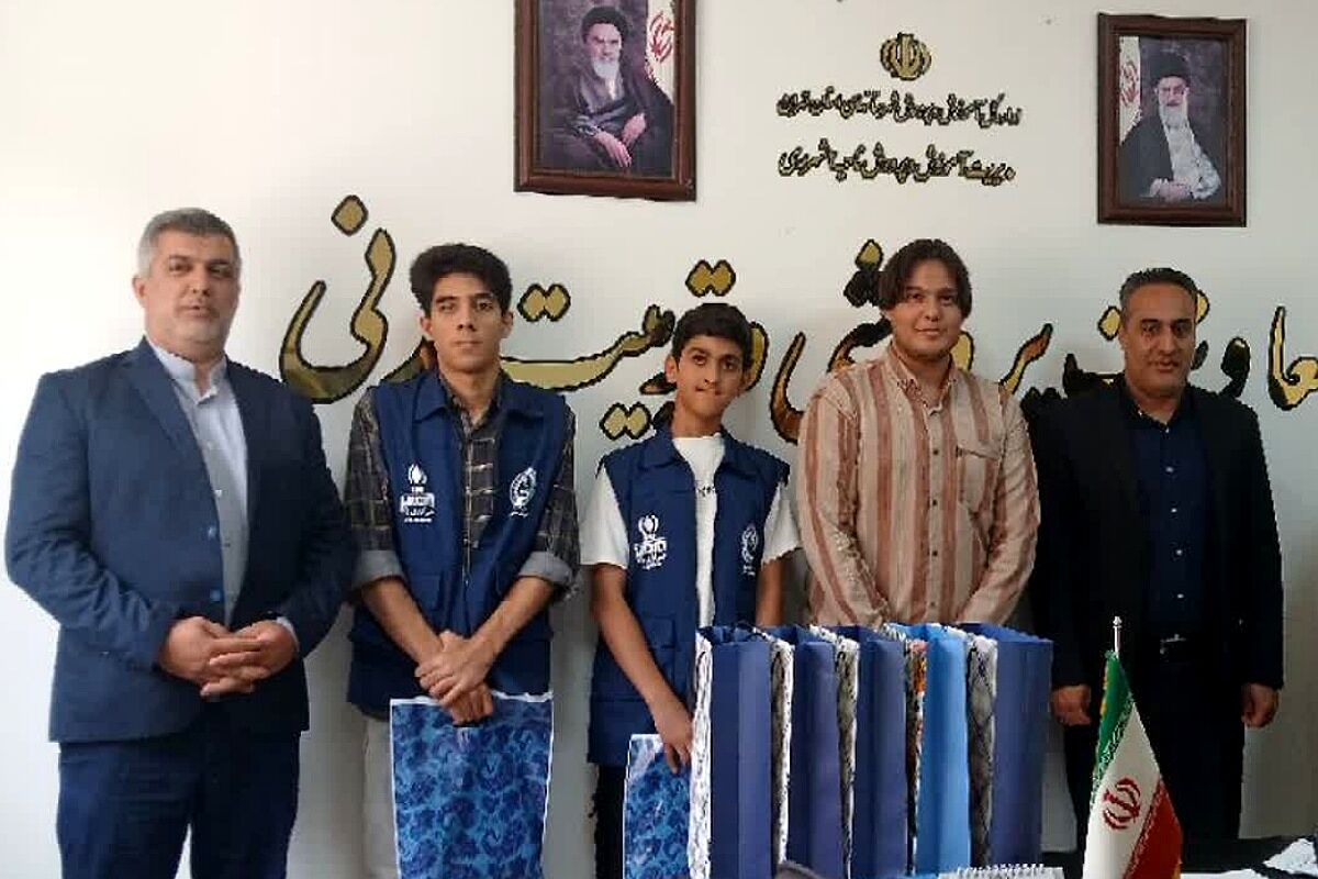 معلمان نقش ستون اصلی نظام تعلیم و تربیت را ایفا می‌کنند 