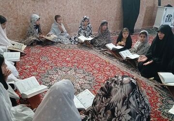برگزاری محفل انس با قرآن در روستای اولادقباد کوهدشت 