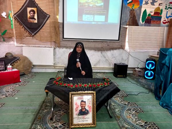 یادواره شهدای دانش‌آموزی در مدارس پسرانه و دخترانه اقلید  