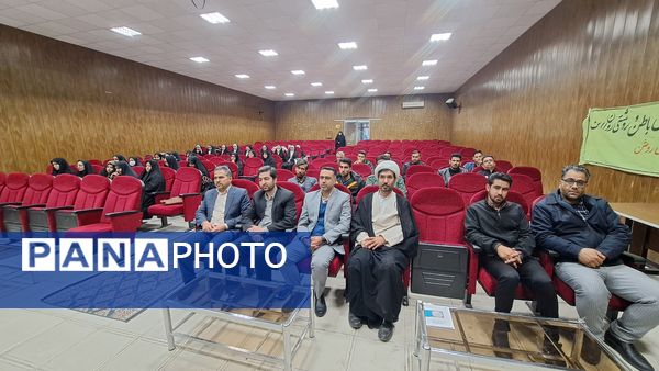 تجلیل از فعالین حوزه پرورشی شهرستان صالح آباد