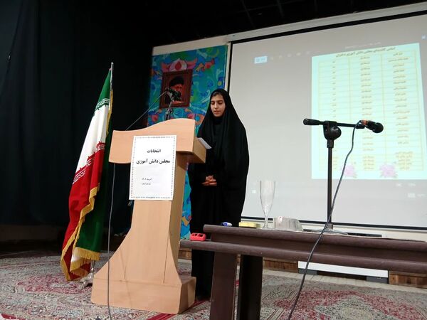 انتخابات مجلس دانش‌آموزی دختران ابرکوه