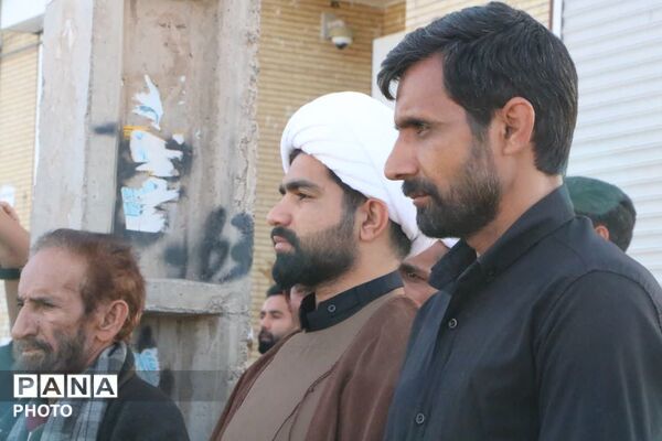 اعلام بیعت تمام قد مردم فهرج با پرچمدار انقلاب