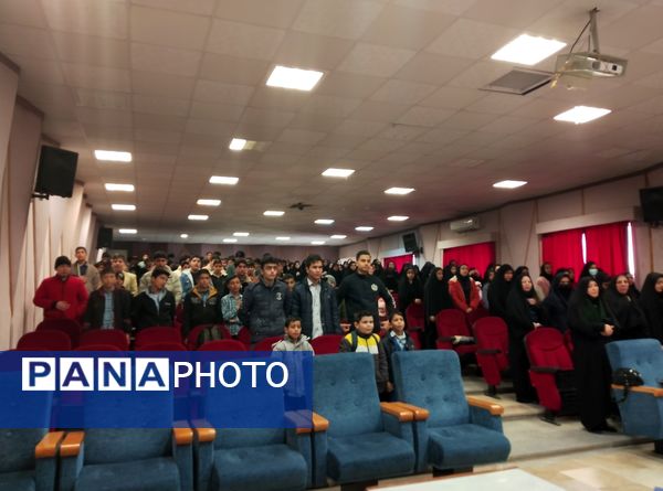 آیین تجلیل از برترین های قرآنی منطقه رضویه 