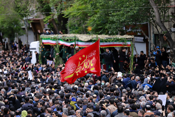 تشییع پیکر شهدای خدمت در تبریز