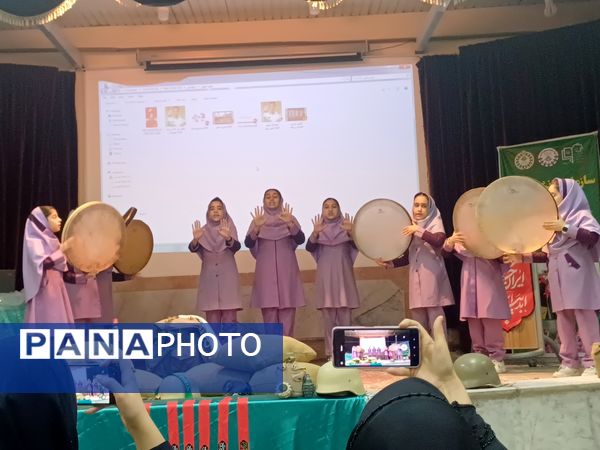 جشن تجلیل از دانش‌آموزان خبرنگاران فعال پانا و دانش‌آموزان رتبه‌های برتر شاهد  