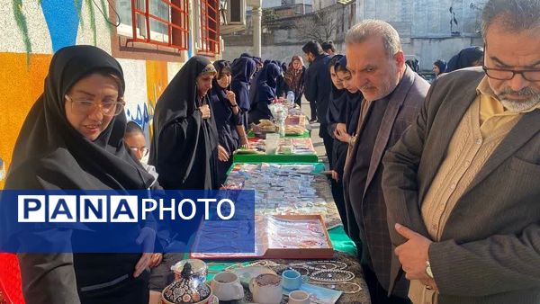 جشن باشکوه انقلاب و ایرانمون