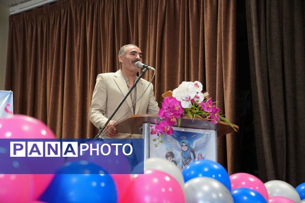  جشن عاطفه‌ها در دبستان دخترانه شهید محمد قضاوی آموزش و پرورش ناحیه 4