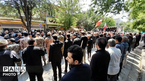 سراب؛ هم‌صدا با تهران در وداع با قائد شهید