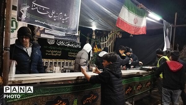 پذیرایی موکب ها از عزاداران علوی نیشابور 
