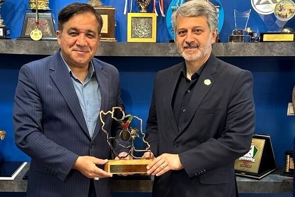 تقدیر رئیس فدراسیون ورزش‌های جانبازان و توان‌یابان از باشگاه استقلال+عکس