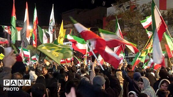 اجتماع مردم ملایر و تجدید بیعت با آرمان‌های انقلاب