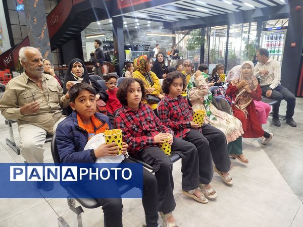 اکران فیلم انیمیشن ببعی قهرمان در سینما مهدوی نیشابور 