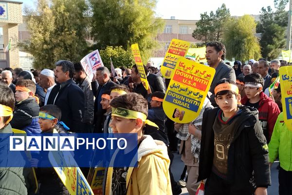 راهپیمایی پر شور ۲۲ بهمن در سرپل ذهاب 