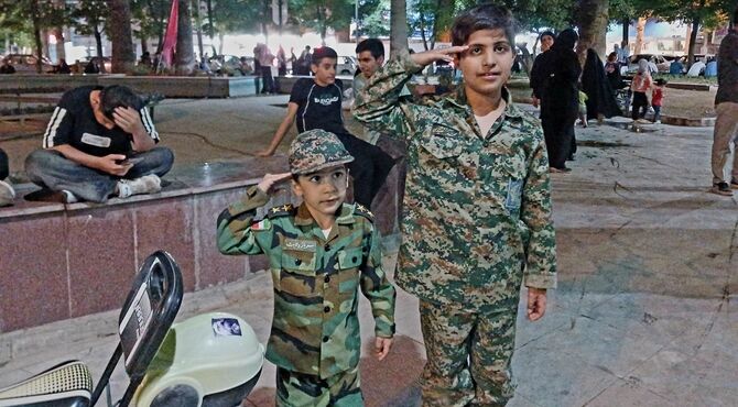فریاد همبستگی عاشقان وطن که از خرم‌ آباد تا پایتخت پیچید