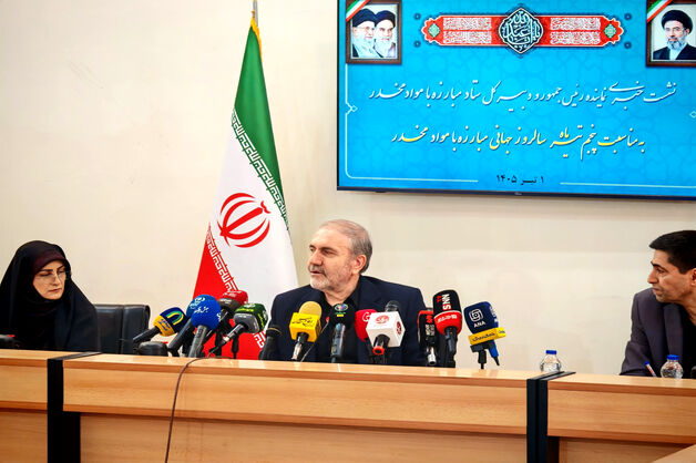 هیچ مجوزی برای کشت خشخاش صادر نشده است/ فعالیت 91 مرکز ماده 16