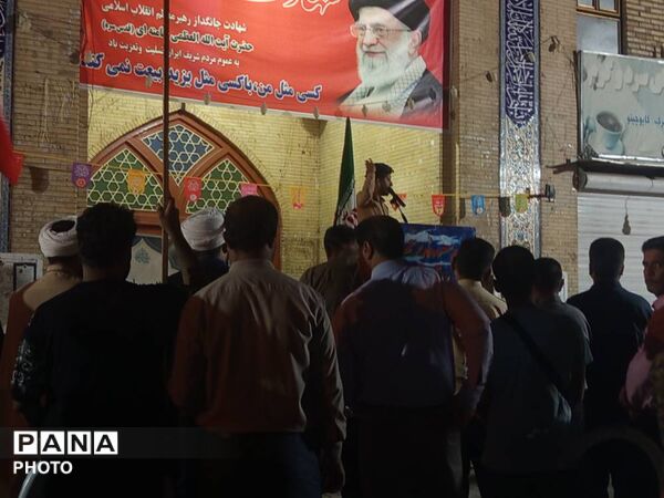 اجلاس سراسری نماز و تجلیل از دانش‌آموزان فعال در حاجی‌آباد