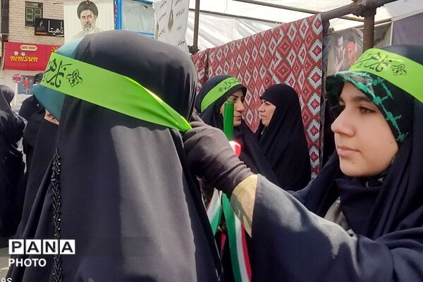 طنین لبیک به ایران امام‌رضایی؛ تجلی وحدت مدیران و بسیجیان در رزمایش بزرگ اقتدار