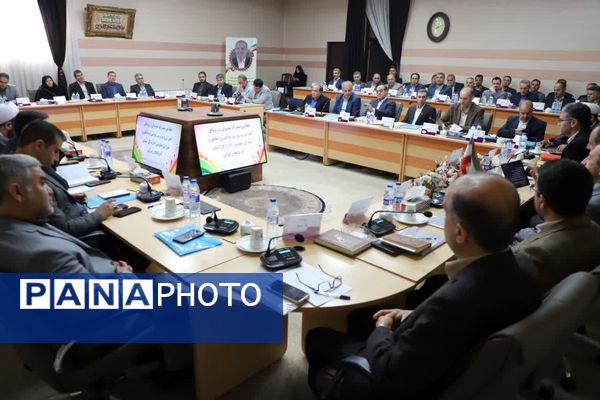 اجلاس مشترک مدیران و روسای نواحی و مناطق و شورای معاونان اداره‌کل آموزش و پرورش آذربایجان شرقی