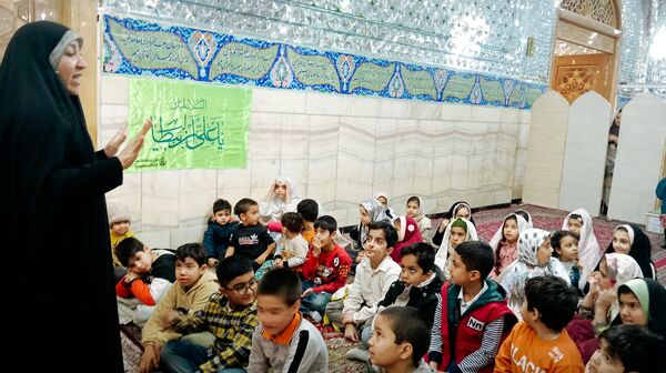 اجرای برنامه شاد برای کودکان در شهرستان کاشمر 