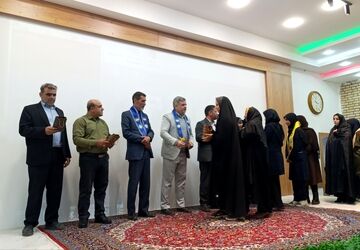 جشن تقدیر از دانش آموزان برتر دبیرستان حضرت سکینه (س)