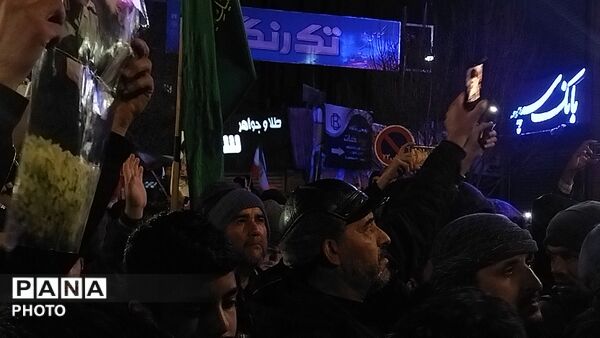 حماسه همچنان ادامه دارد 